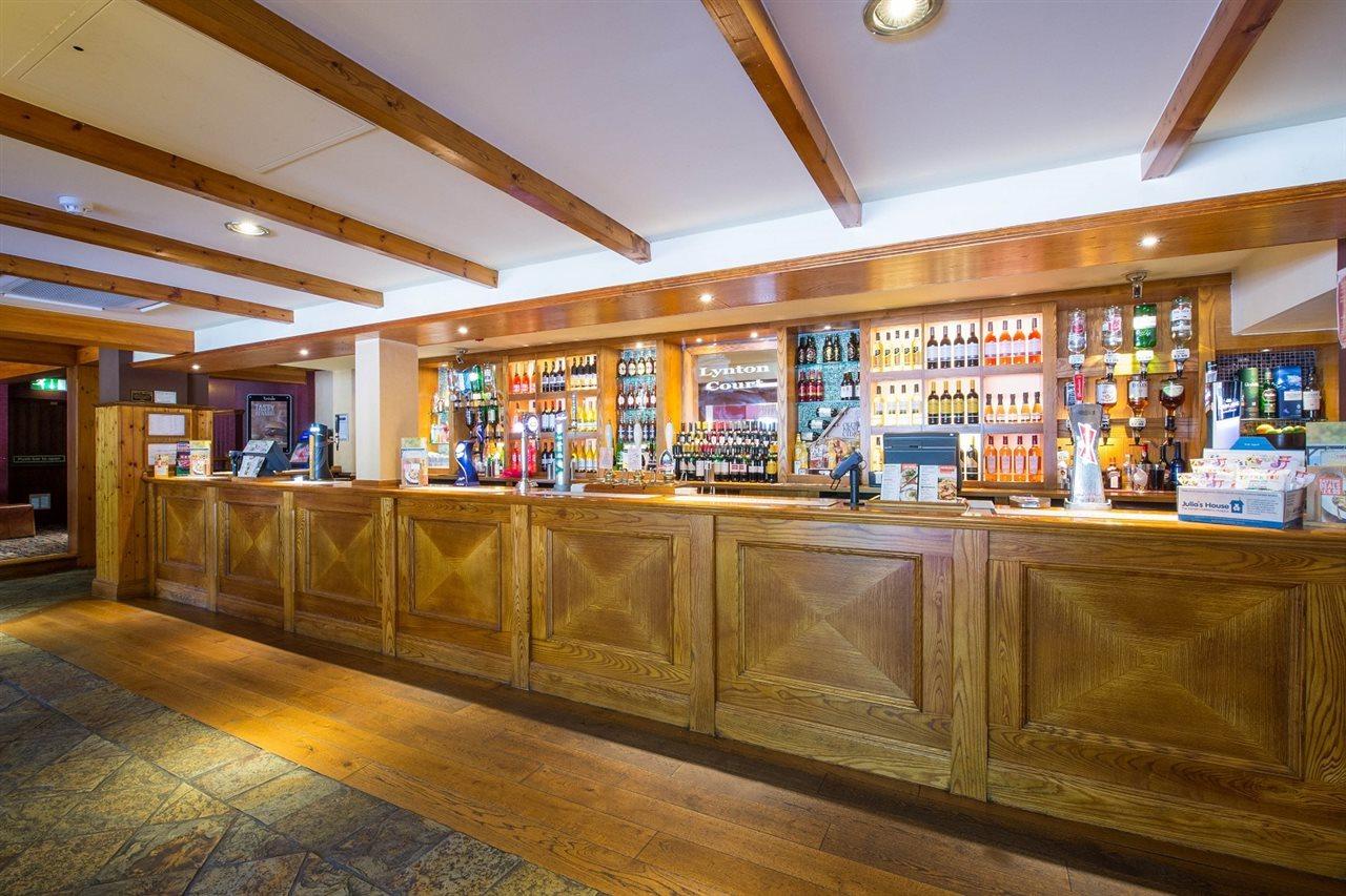 Premier Inn Bournemouth East Exteriör bild