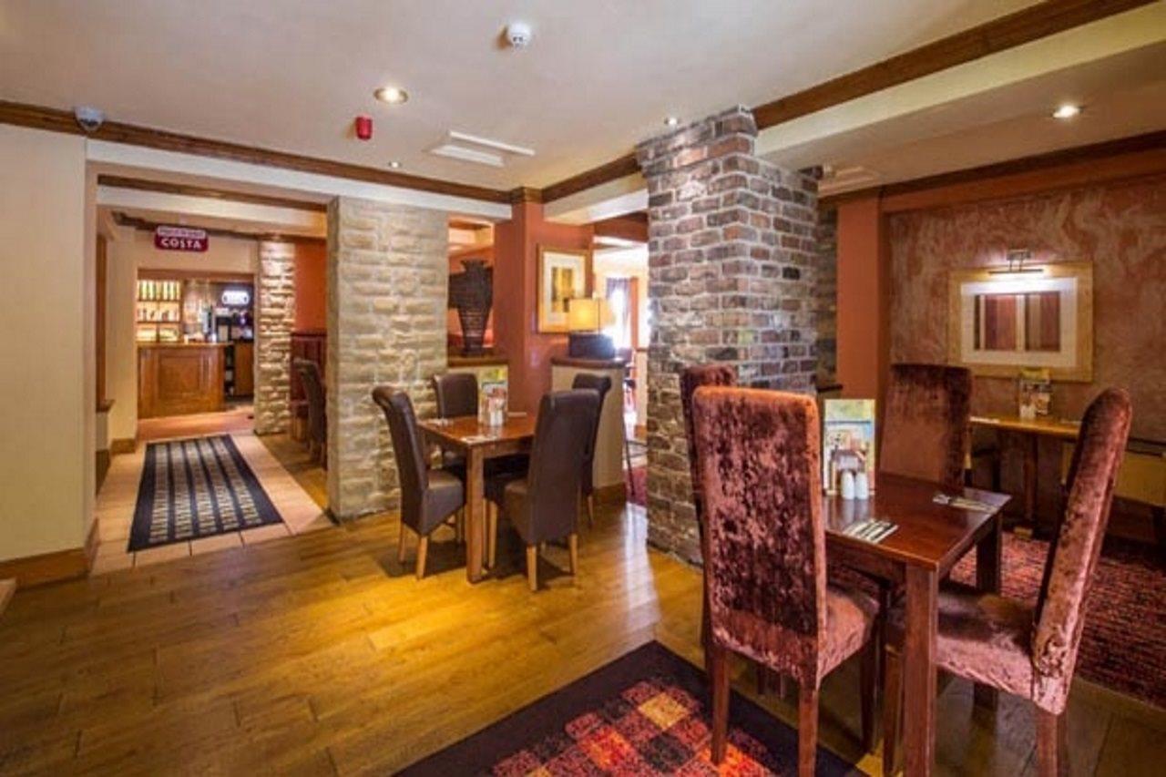 Premier Inn Bournemouth East Exteriör bild