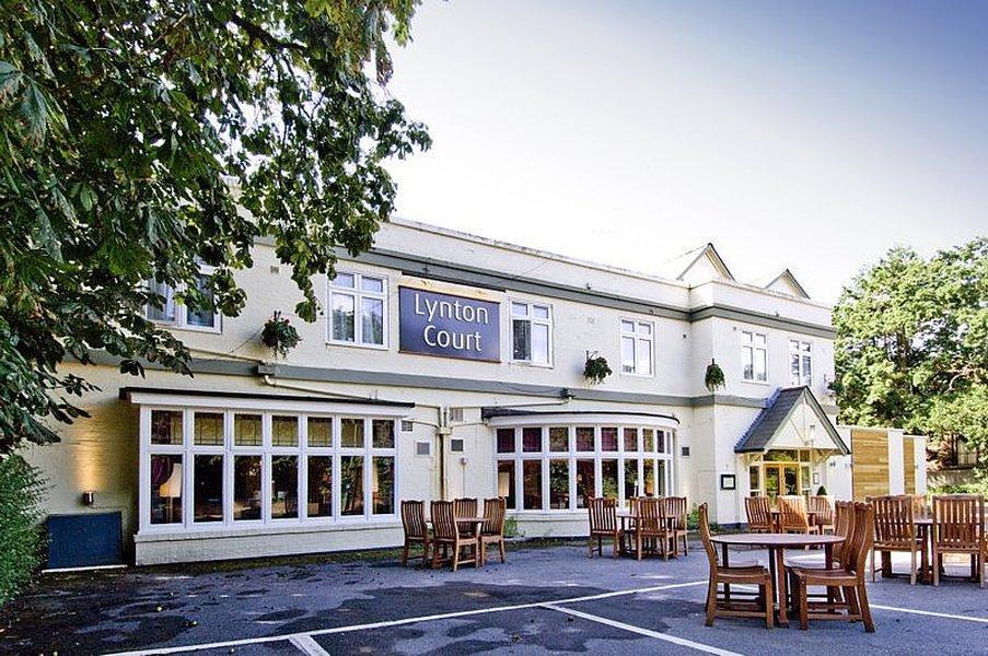 Premier Inn Bournemouth East Exteriör bild